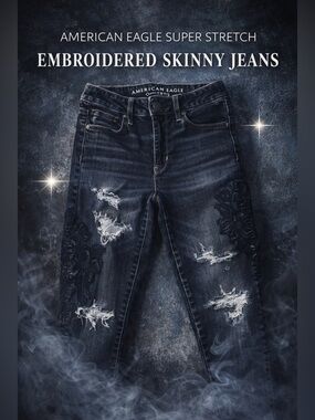 American Eagle Super Stretch Jeans Sz 4 Dark Wash Distressed Skinny Embroidered